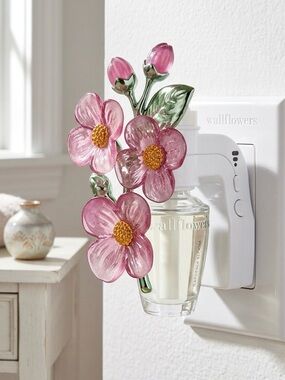 Bath & Body Works Fresh Bloom Wallflowers Fragrance Plug